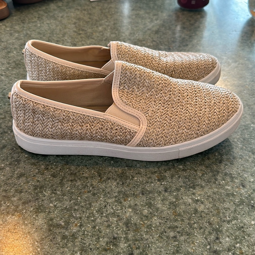 Fever Sole slip ons 7.5